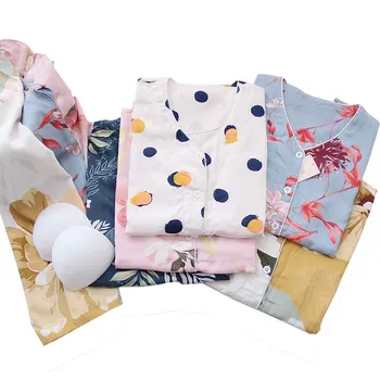 Ljeto nove dame V-izrez kardigan + pidžama hlače skup cvjetni tiskanih žena Comfrot pidžama soft suptilna osnovna odjeća s grudi pad