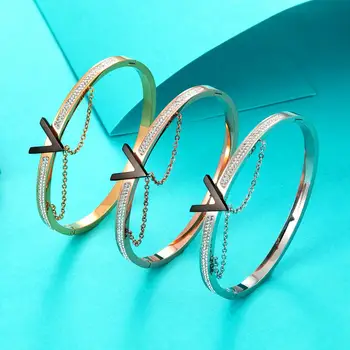 Moda pismo V-dizajn lutaju krug narukvice od nehrđajućeg čelika narukvice za žene dame djevojke Crystal Šarm narukvice nakit poklon