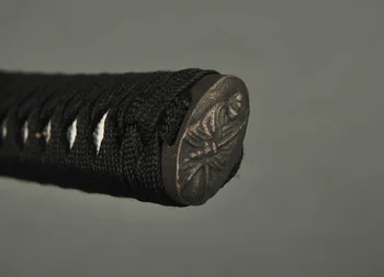 Klasična i korisne rukohvat mača Tsuka za japansko вакидзаси crna svila Ito & имитированный Bijela Rayskin & rafting Fuchi Kashira ZJ5