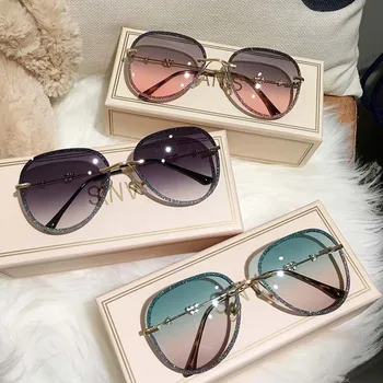 2020 novi dijamant sunčane naočale ženske simulacija rhinestones gradient boje UV400 ženske sunčane naočale