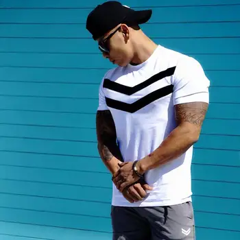 Men Fitness Odjeca New Brand Uske T-shirt Muška Tshirt Homme Gyms T Shirt Men Fitness Summer Tops