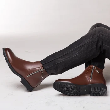 Misalwa zimske čizme za muškarce Chelsea čizme Oštar čarapa munja poslovne muški šivanje čvrste vintage kratke čizme toplo pliš Casual cipele