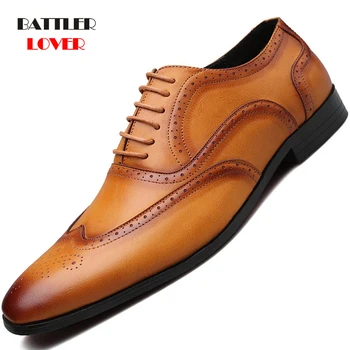 2019 Men Brogue Dress Shoes dizajnerske poslovne uredske natikače čipka-up Casual cipele za vožnju muška male večernje cipele od prirodne kože