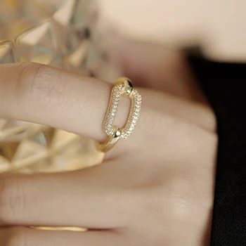 Korejski hot prodaja modni nakit rafinirani bakar optočena Cirkon jednostavan kvadrat šuplje prsten je elegantno donje svakodnevno открывающее prsten