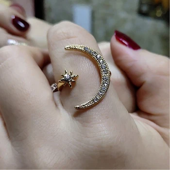 Bettyue Shiny Modeling Moon And Star Combination Multicolors Choice Women Party Decoration Podesiv Prsten Fashion Statement