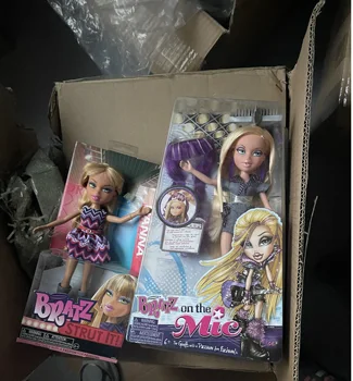 Original je u uokvirenim Moxie Girls Friends Bratz Kidz Doll dress up doll najbolji poklon za djevojke duge kose DIY Dream toys for Children