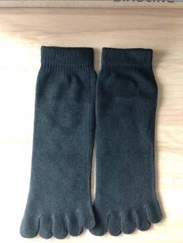 Nove muške, ženske crne pamučne čarape sa pet prstiju prosječna cijev dezodorans čarape su idealne za duljinu stopala 24~28 cm